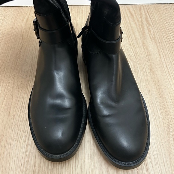 TODS - Mens Black Leather Belted Boots. Size 7.5 US - Picture 7 of 8